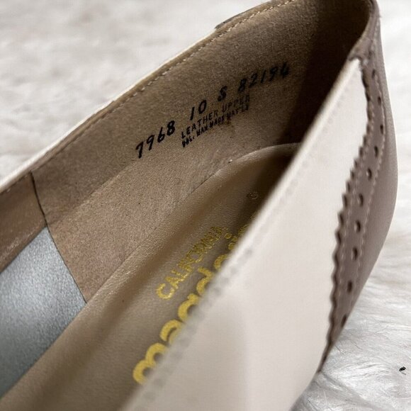 Magdesians Wingtip Pumps Heels Size 10 White Taupe Mod Party Wedding Secretary - Picture 10 of 11